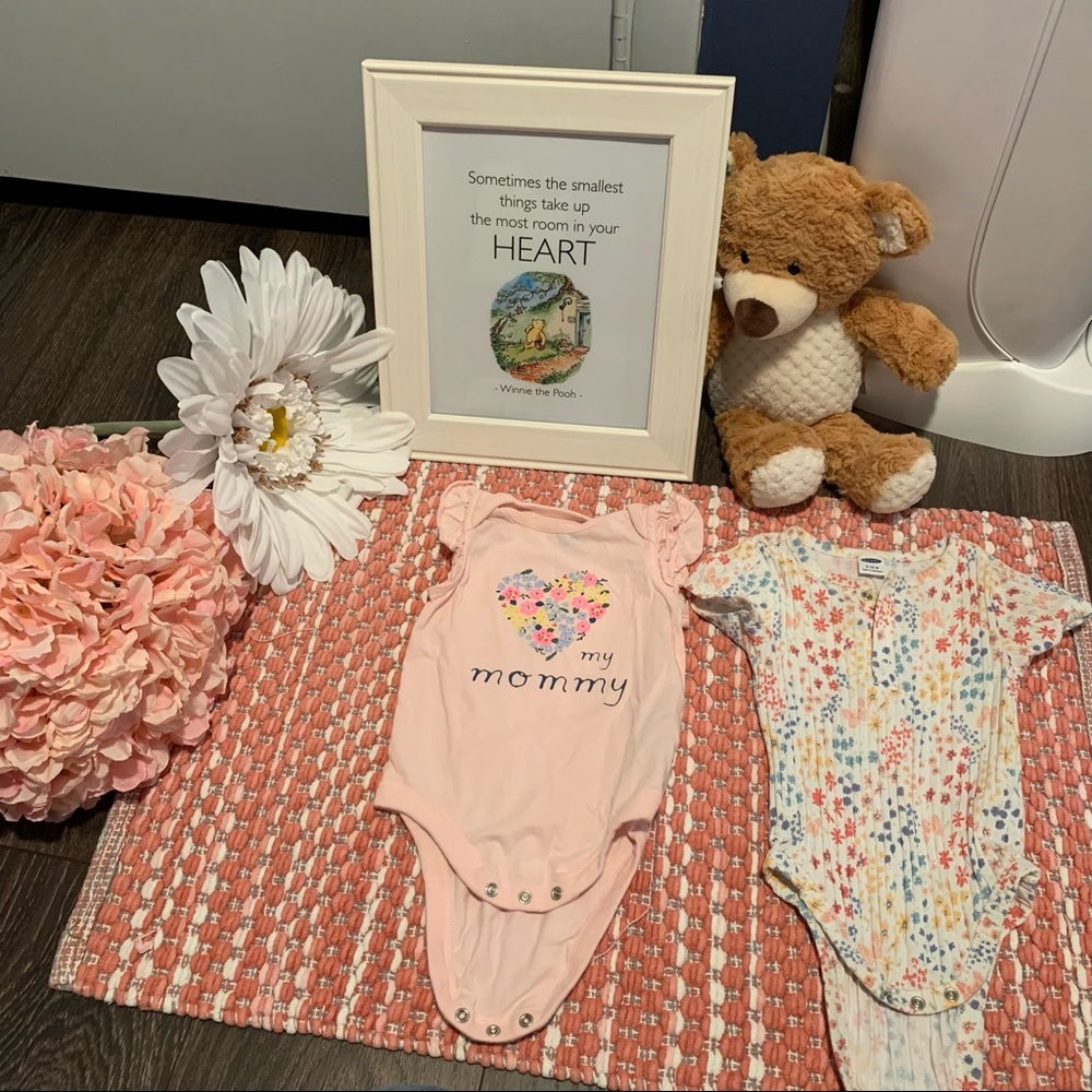 (8 for $20) 💛Baby Girl Onesies